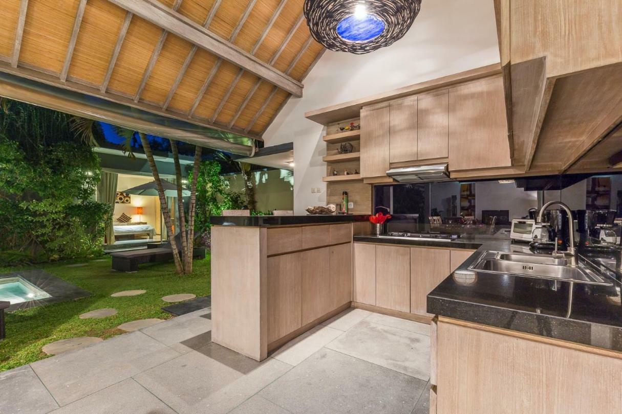 Villa Nuri Merah 1 Керобокан Экстерьер фото